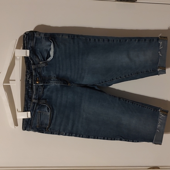 14 Capri Jeans - Picture 1 of 2